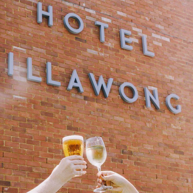 Hotel Illawong | Fri-Yays